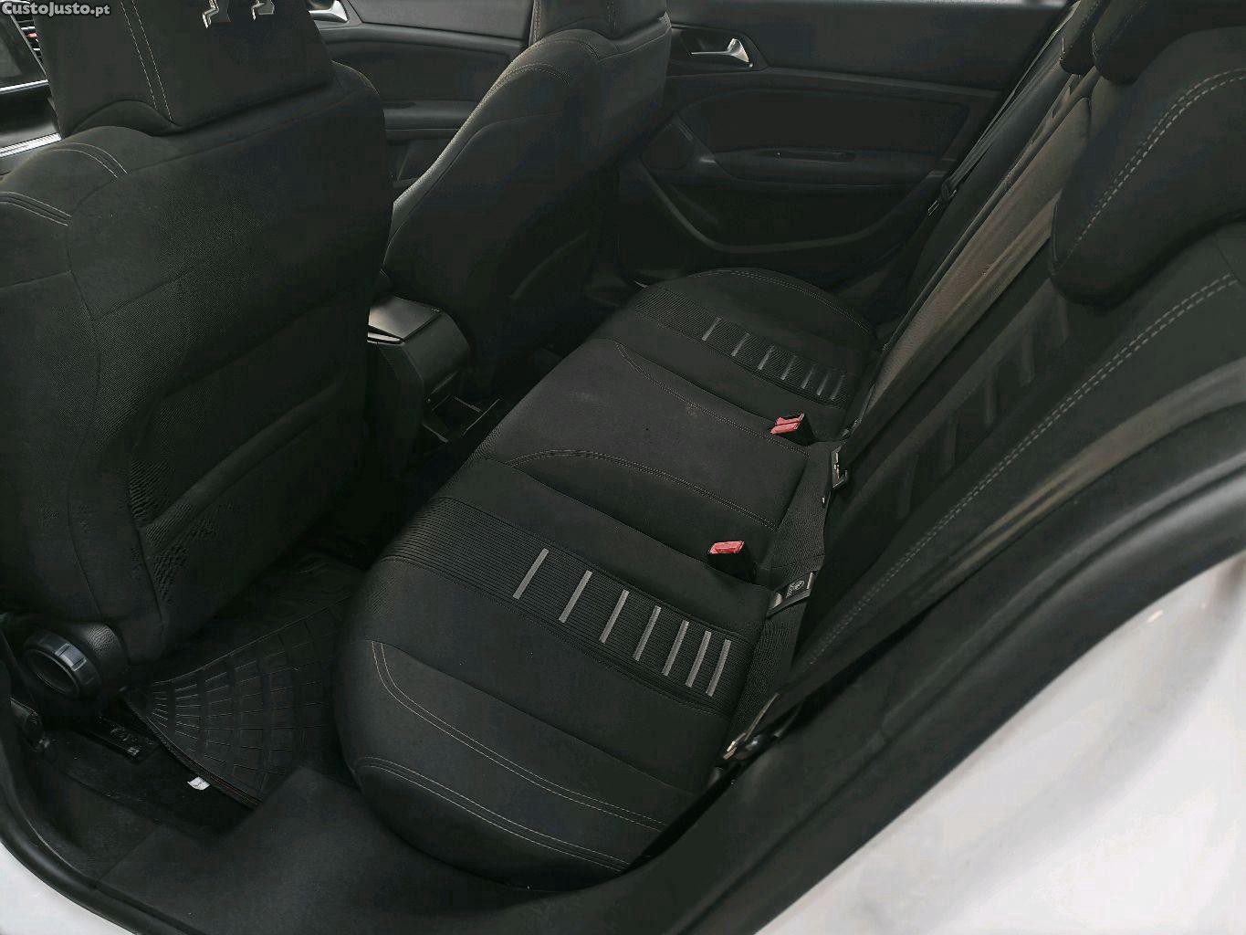 Peugeot 308 II1.6 Blue HDi 120 - 14 — photo 5