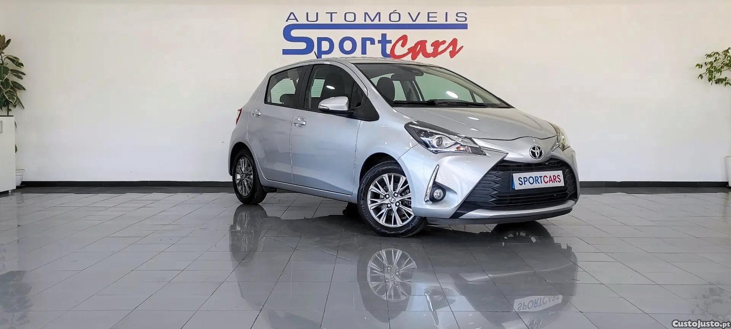 Toyota Yaris 1.0 VVT-i Comfort — photo 3