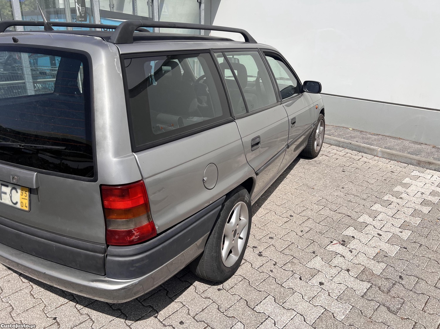 Opel Astra 1.7 turbo diesel  - 95 foto 2