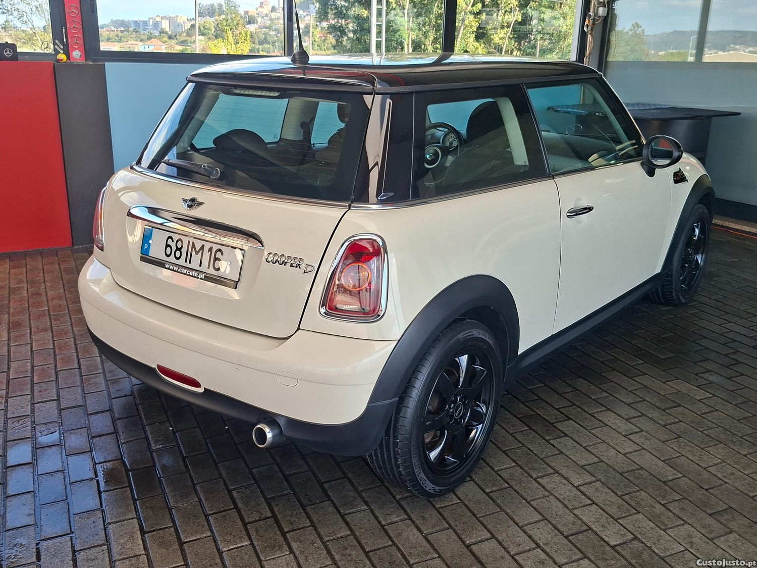 MINI Cooper D - 09 — photo 4