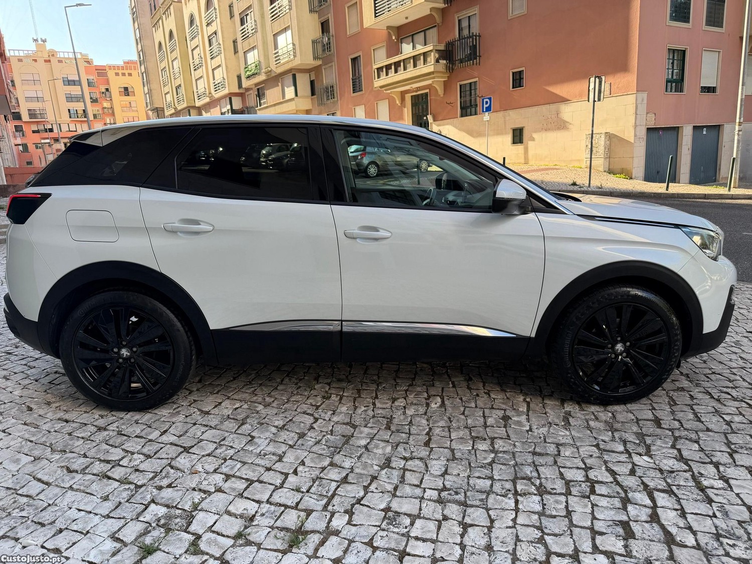 Peugeot 3008 PureTech 130 Stop & Start Allure - 17 — photo 4
