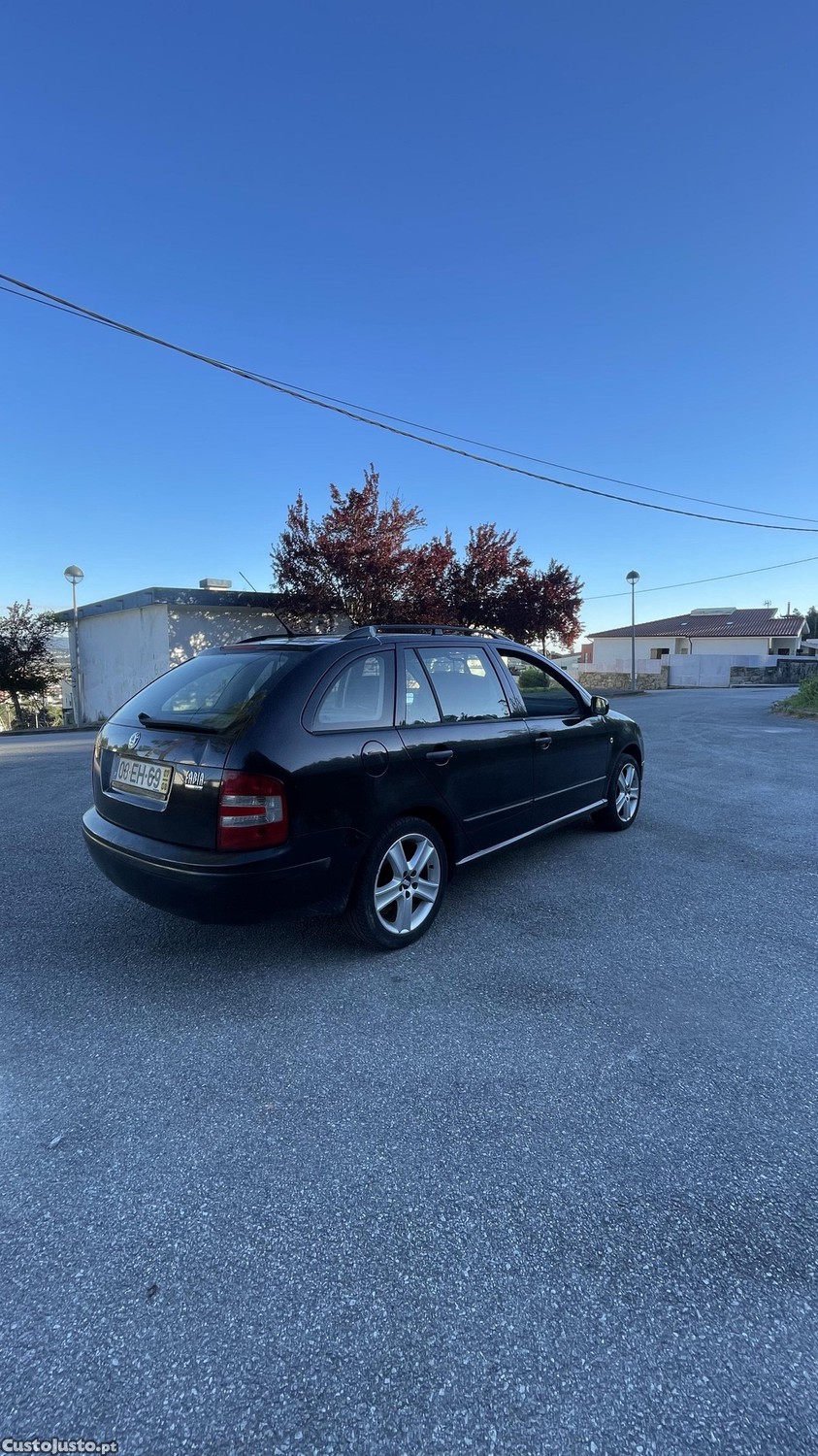 Skoda Fabia 1.4 tdi — fotografia 4