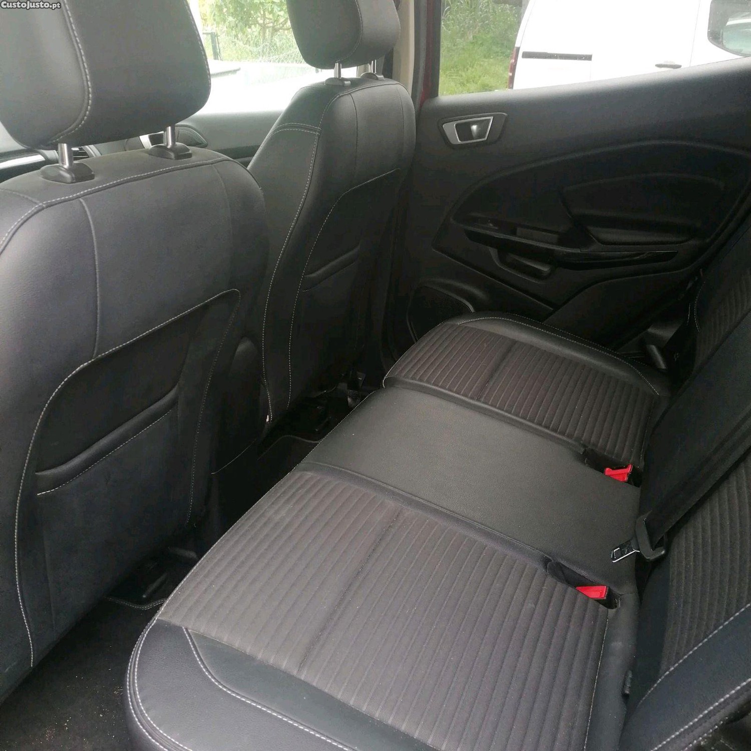 Ford EcoSport 1.0 Ecoboost Titanium — fotografia 4