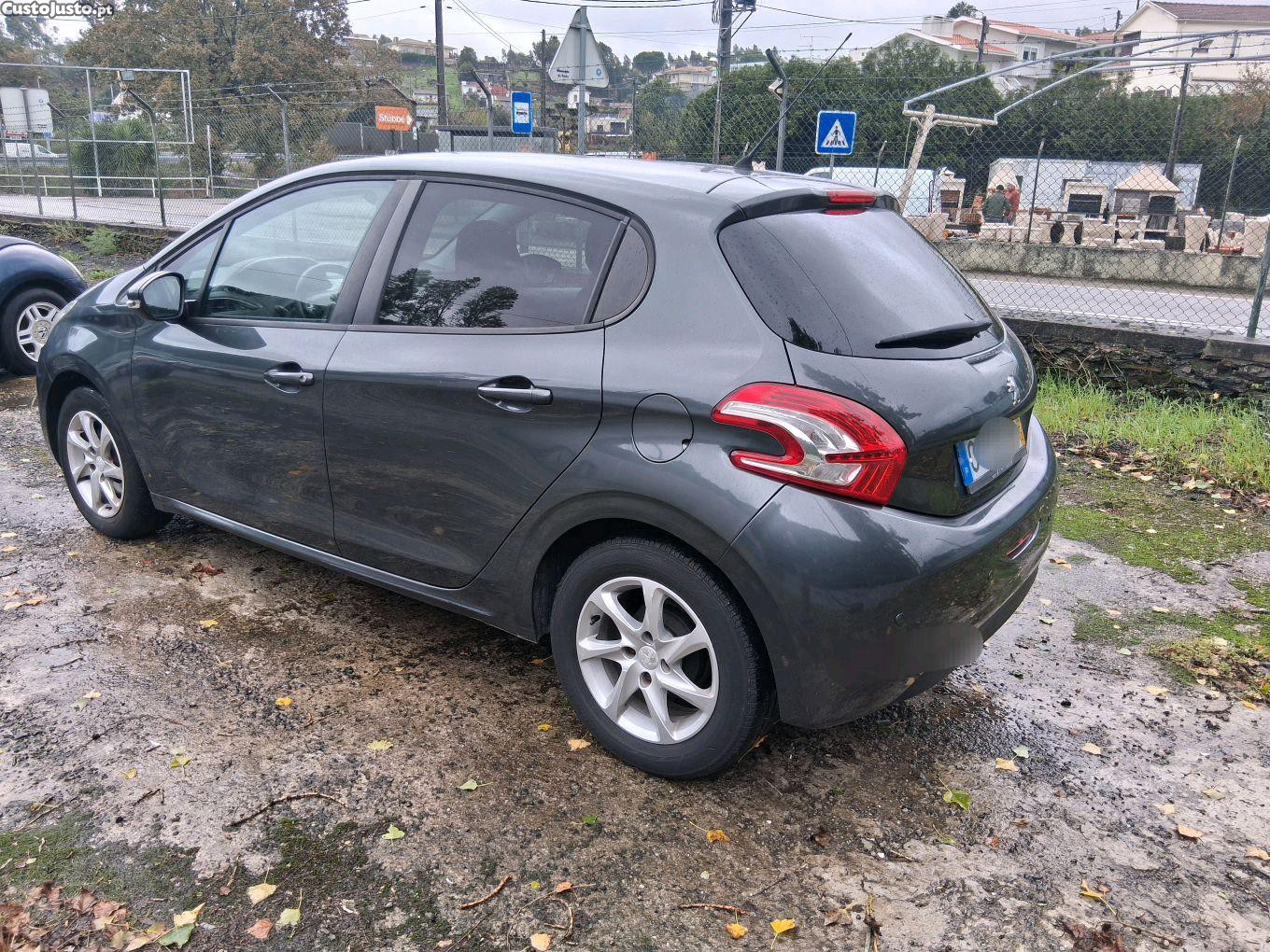Peugeot 208 allure — fotografia 6