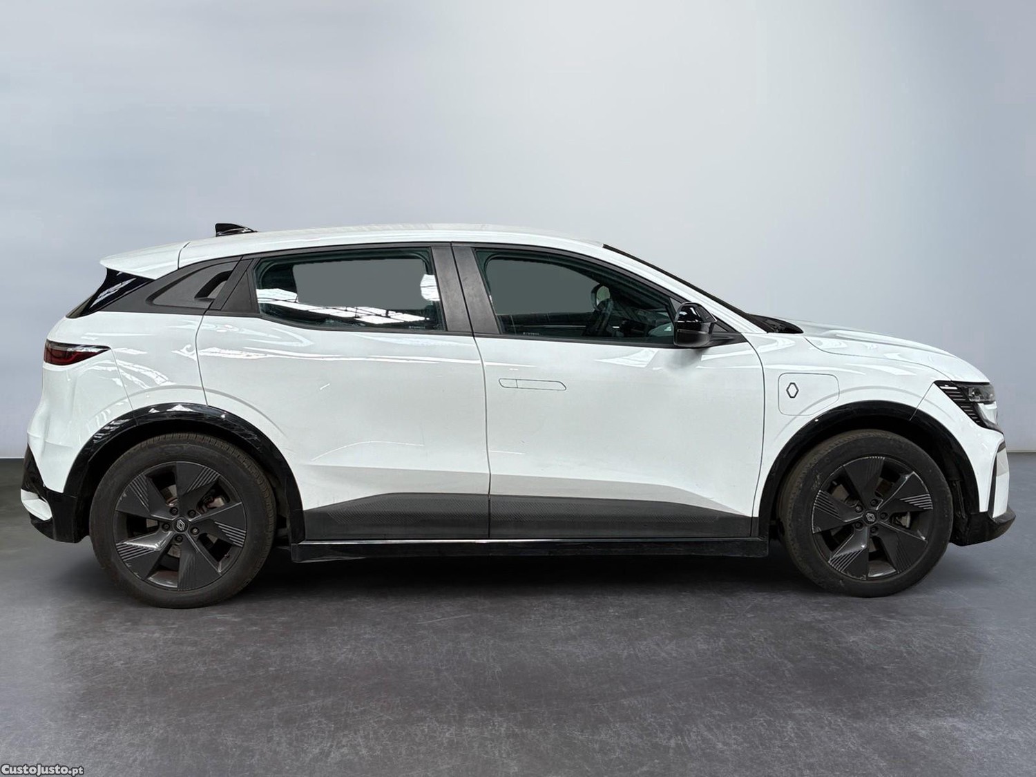 Renault Mégane E-Tech Autonomie Urbaine Equilibre GSR2 - 24 — photo 4