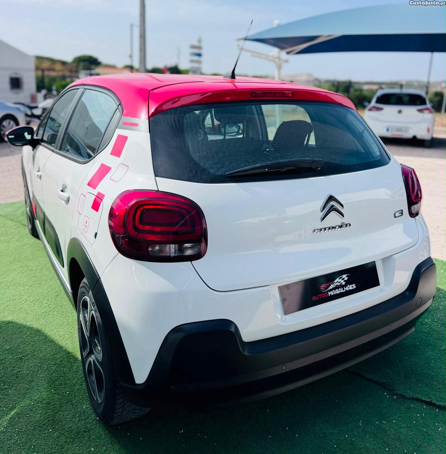 Citroën C3 Shine 1.2i 83CV - 22 — photo 3