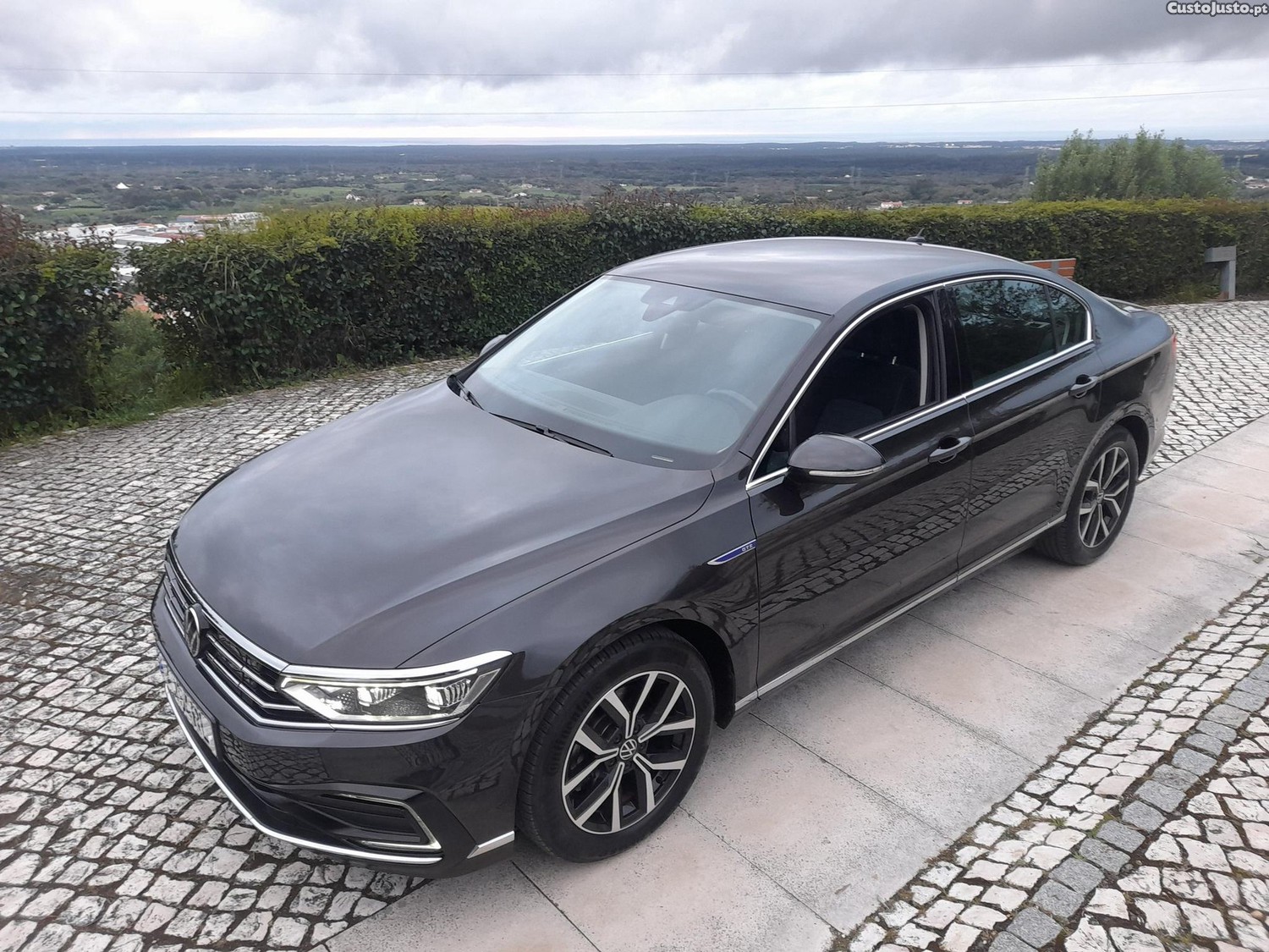 Volkswagen Passat 1.4 TSi GTE Hybrid Plug-In Confortline Navigator — fotografia 15