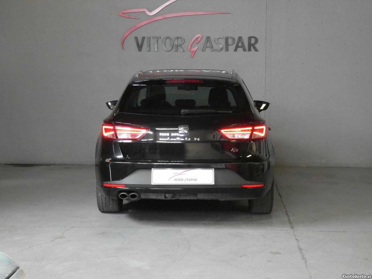 SEAT Leon 2.0 TDI FR DSG — fotografia 8