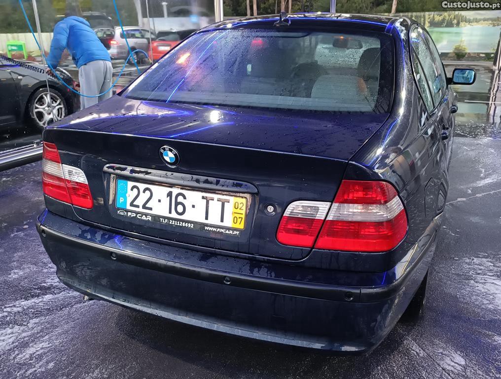 BMW 320 da Sport Automático — fotografia 5