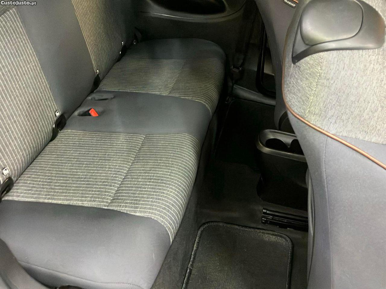 Fiat 500 e Icon Plus 42 KWh — fotografia 8