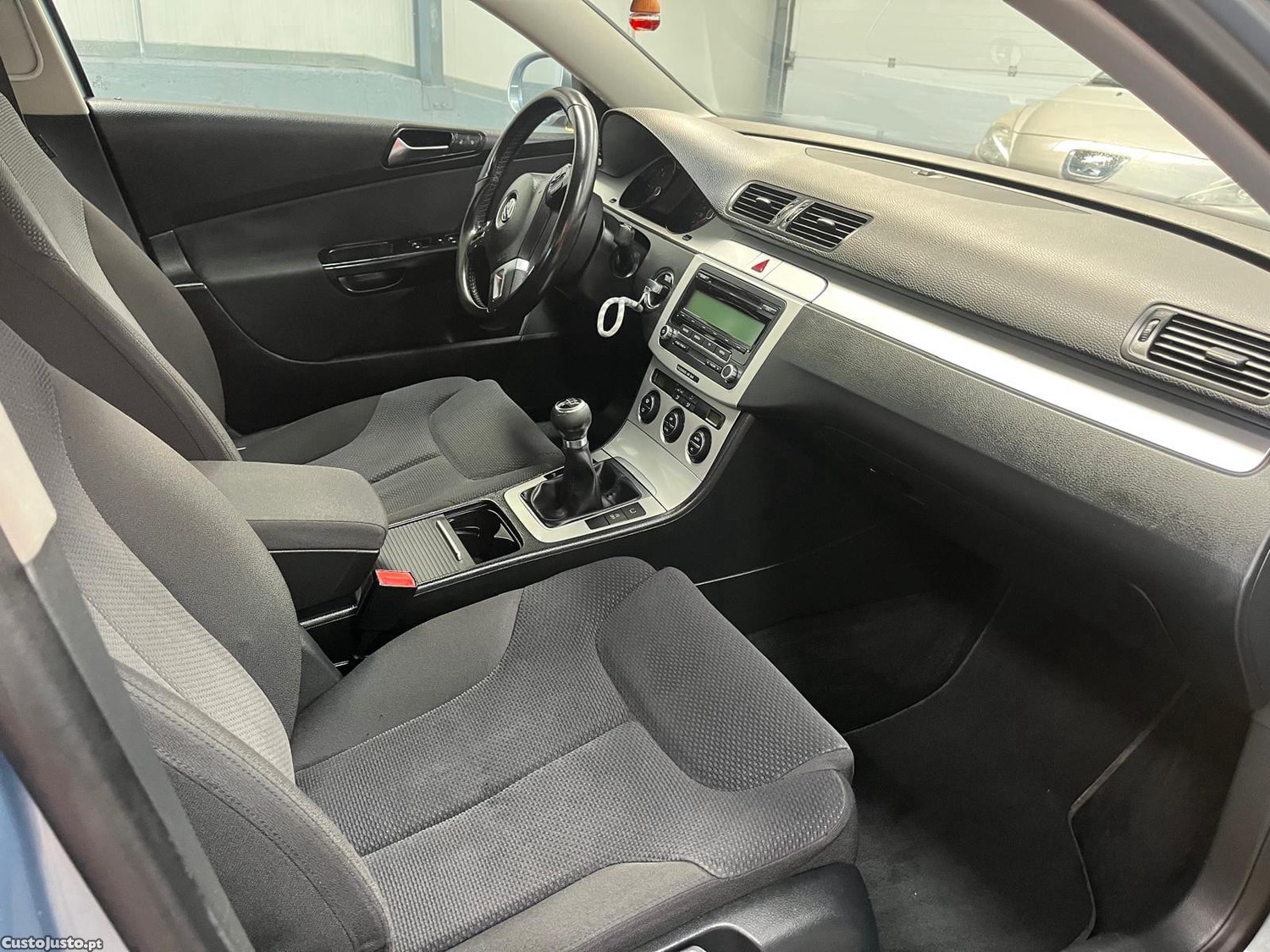 Volkswagen Passat 1.6 TDI — fotografia 5