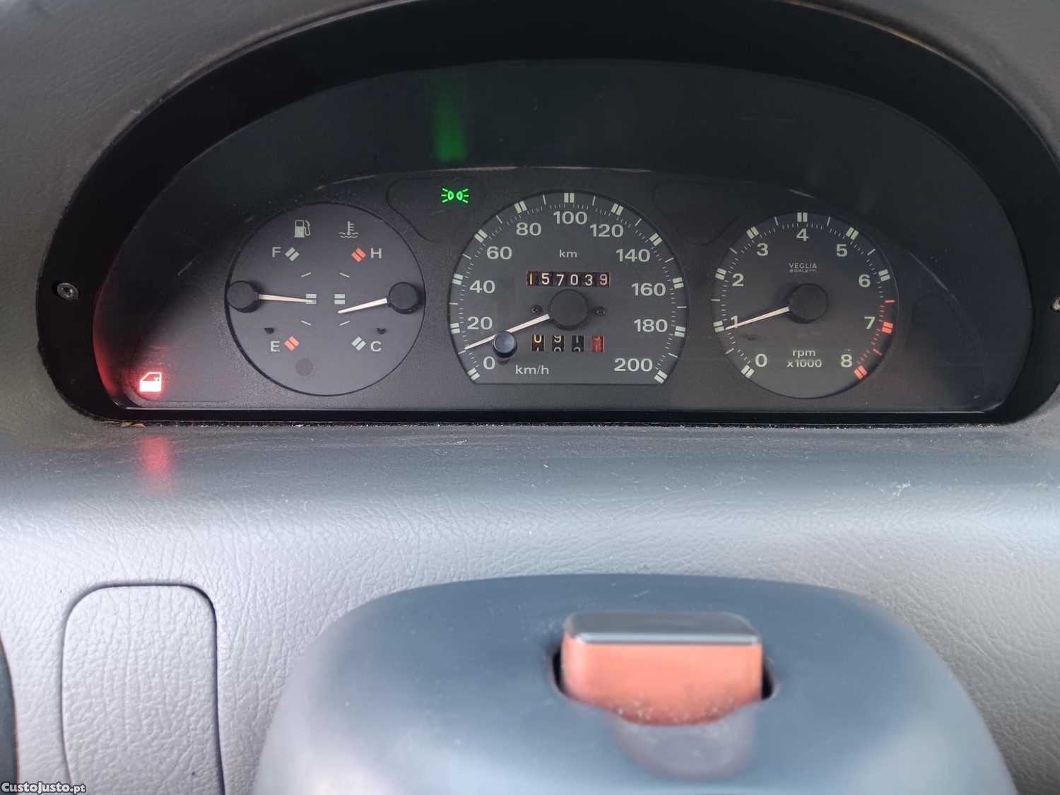 Fiat Punto Apenas 157 mil kms Económico — fotografia 3