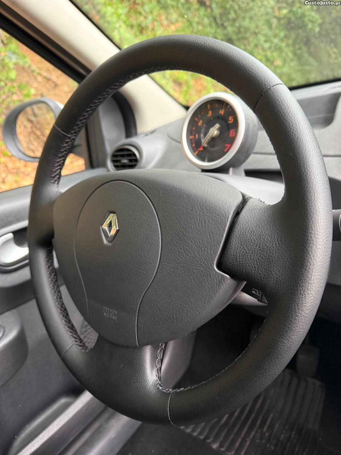 Renault Twingo GT como novo 4750  poucos kms - 08 — photo 2