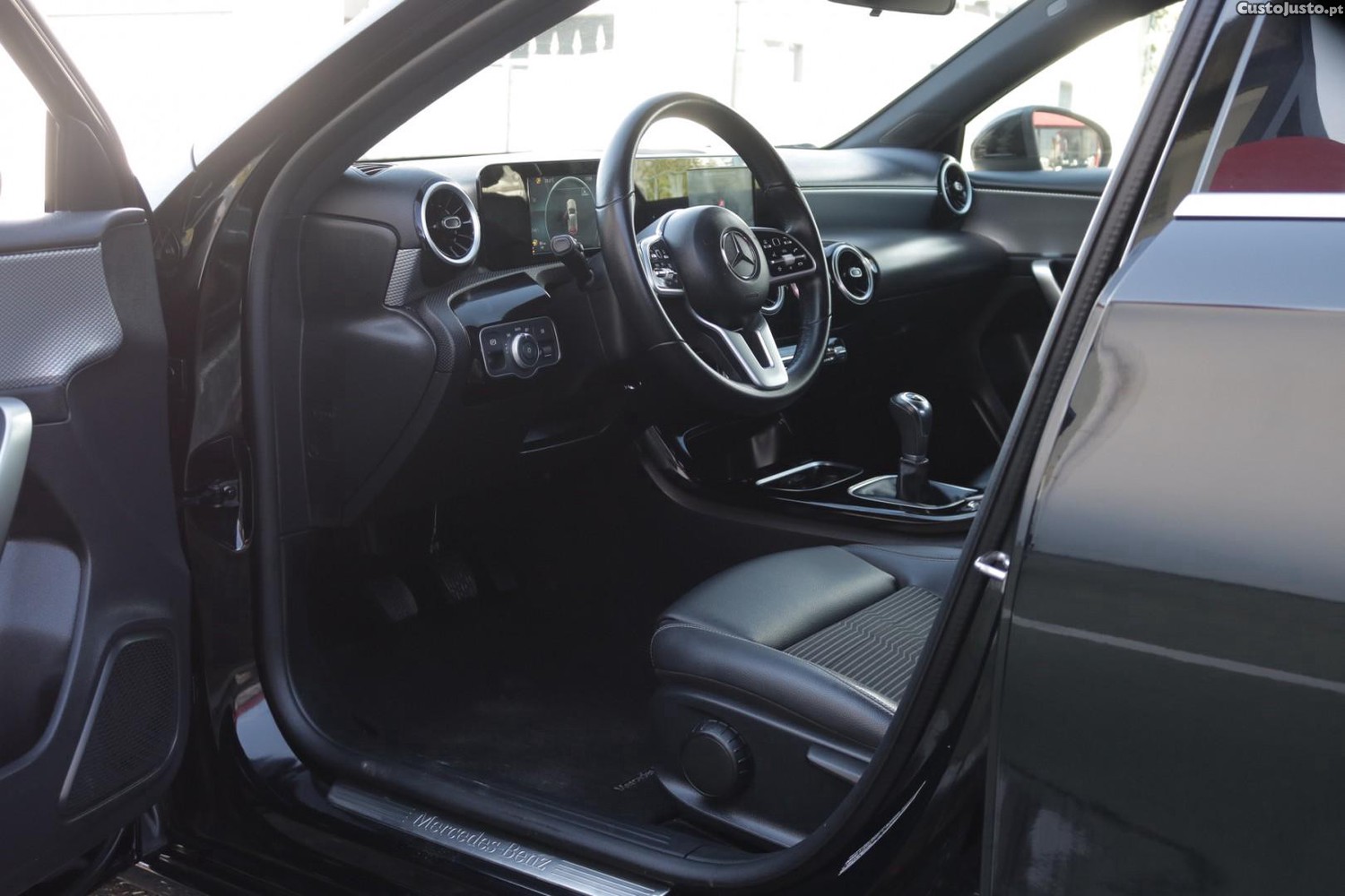 Mercedes-Benz A 180 d Progressive 2.0 116cv — fotografia 46