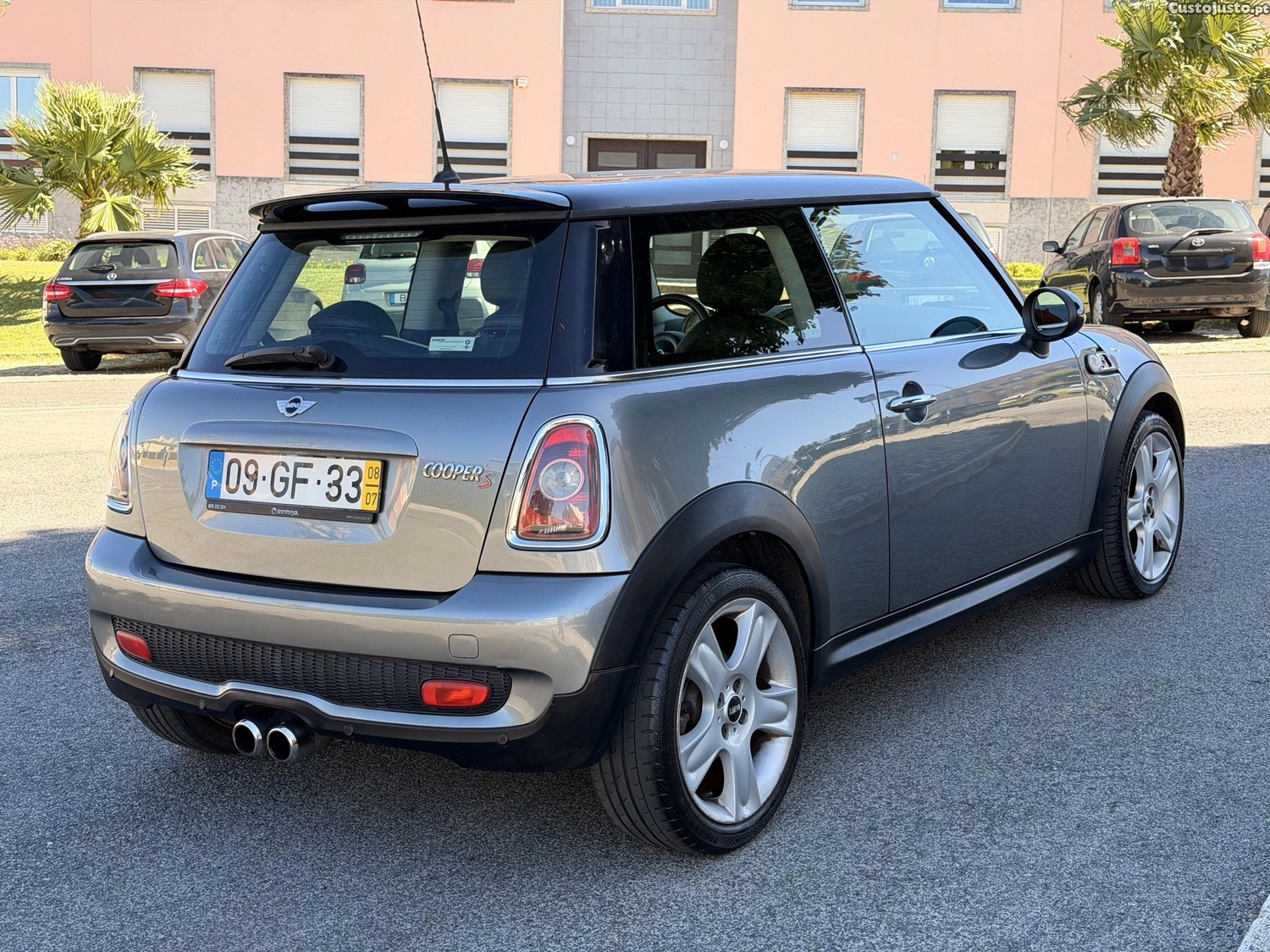 MINI Cooper S - 08 — photo 3
