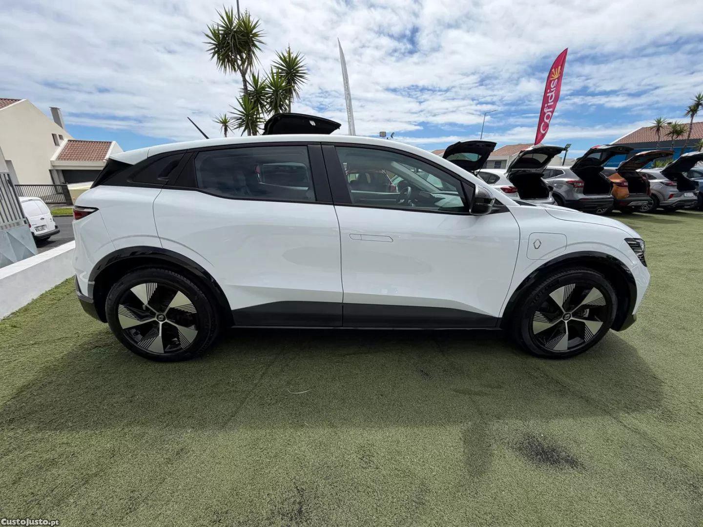 Renault Mégane Ev40 equilibre — fotografia 11