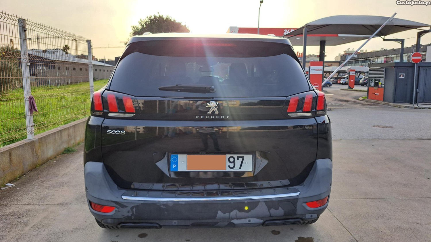 Peugeot 5008 II 1.6 Hdi - 17 — photo 4