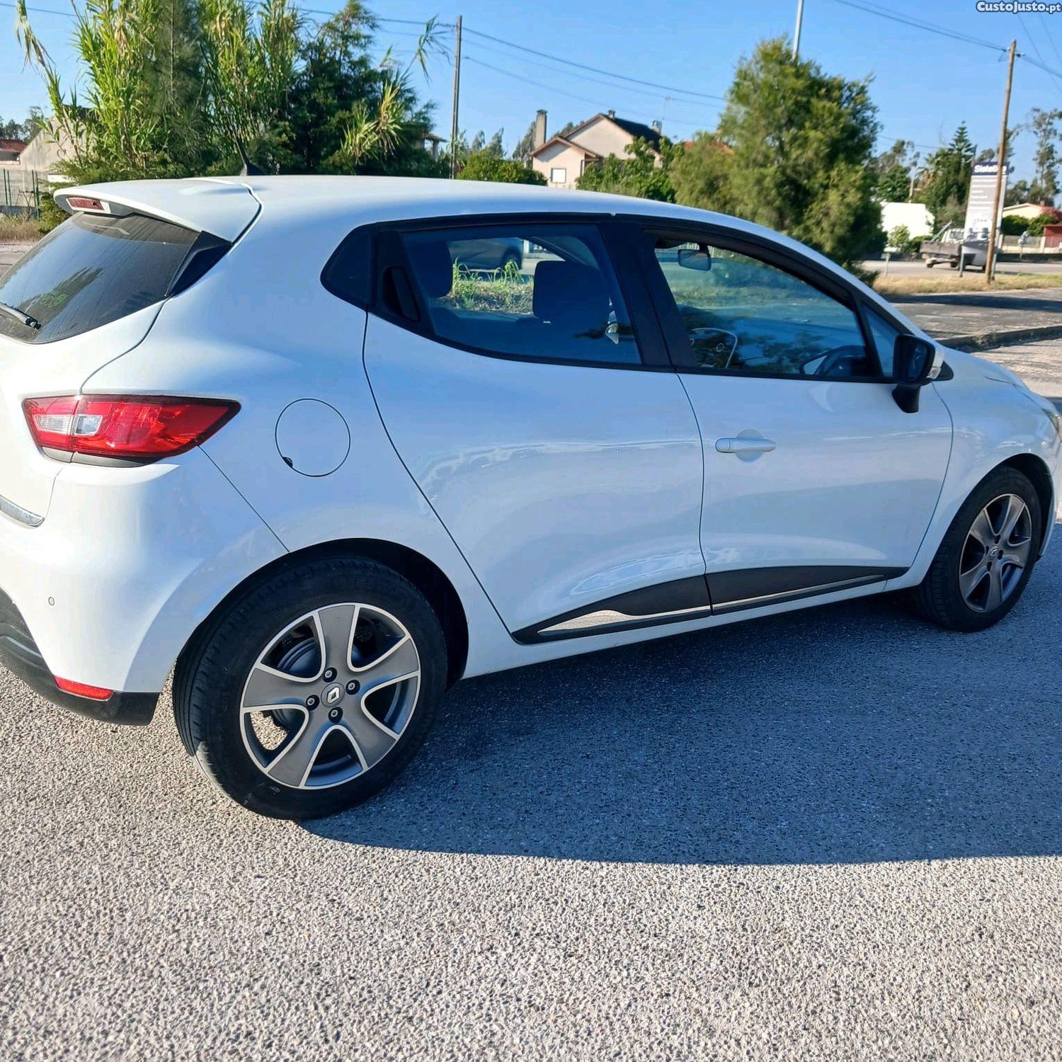 Renault Clio 0.9 TCE — fotografia 4