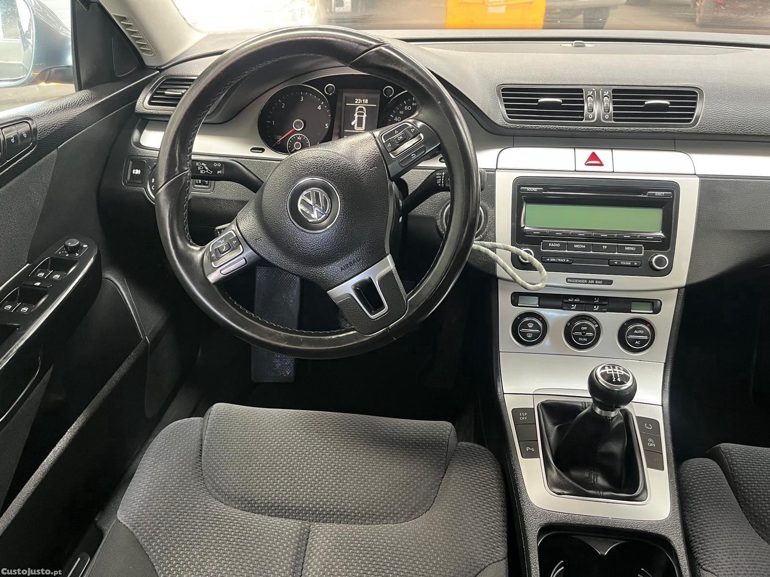 Volkswagen Passat 1.6 TDI — fotografia 6