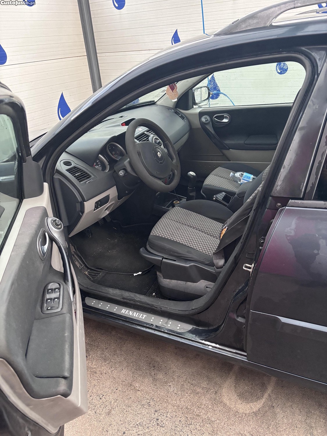 Renault Mégane 2 - 05 — photo 4