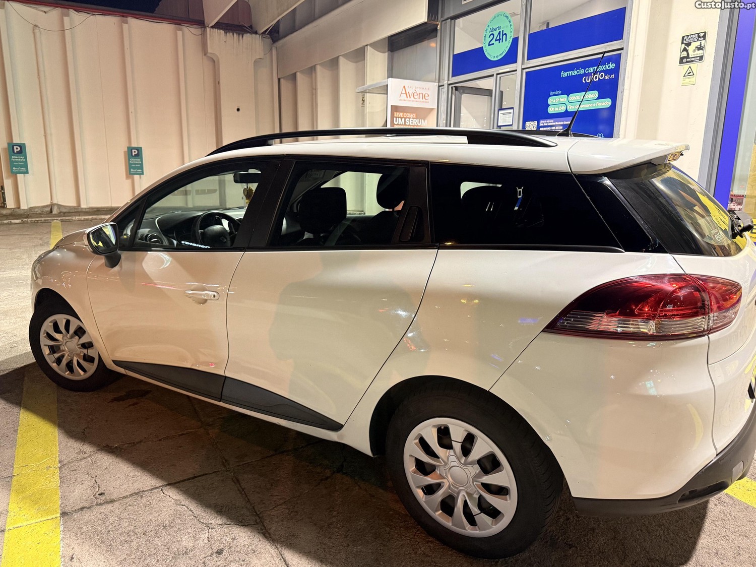 Renault Clio 4 1.5dci — fotografia 4