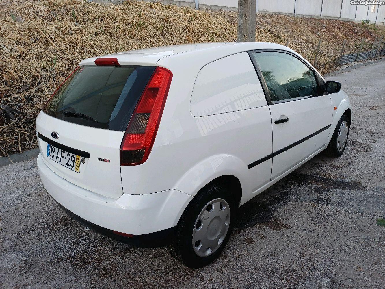 Ford Fiesta 1.4Tdci van — photo 4