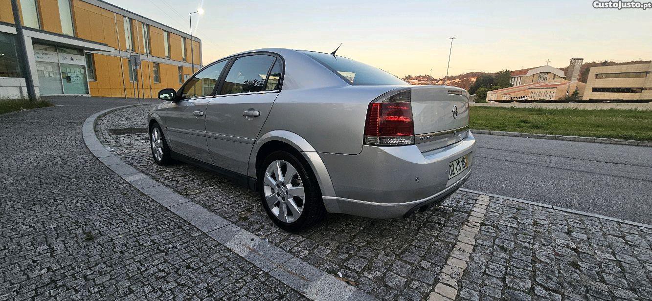Opel Vectra 2.2 16V - 04 — photo 4