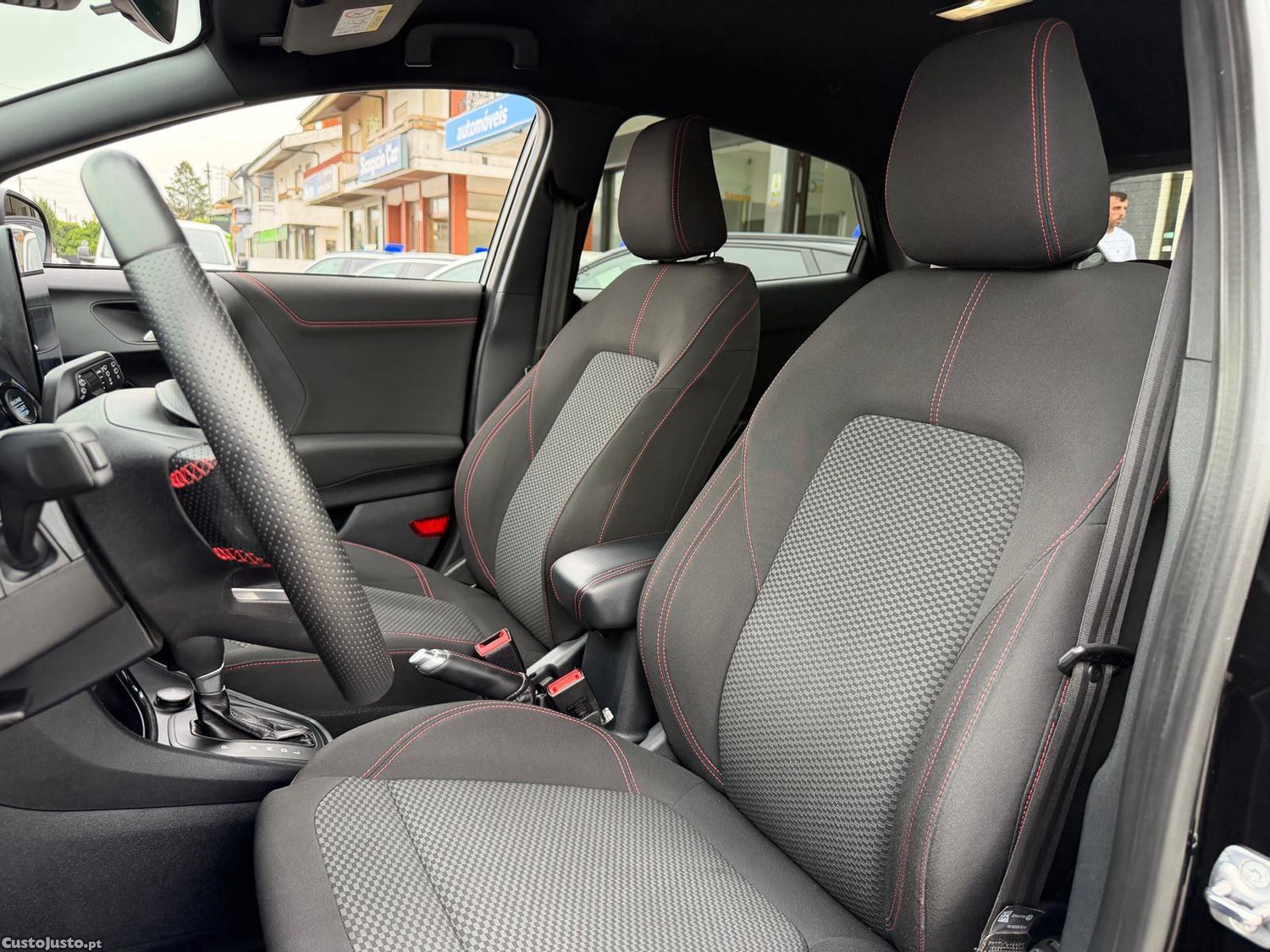 Ford Puma 1.0 EcoBoost MHEV ST-Line Aut. — fotografia 17