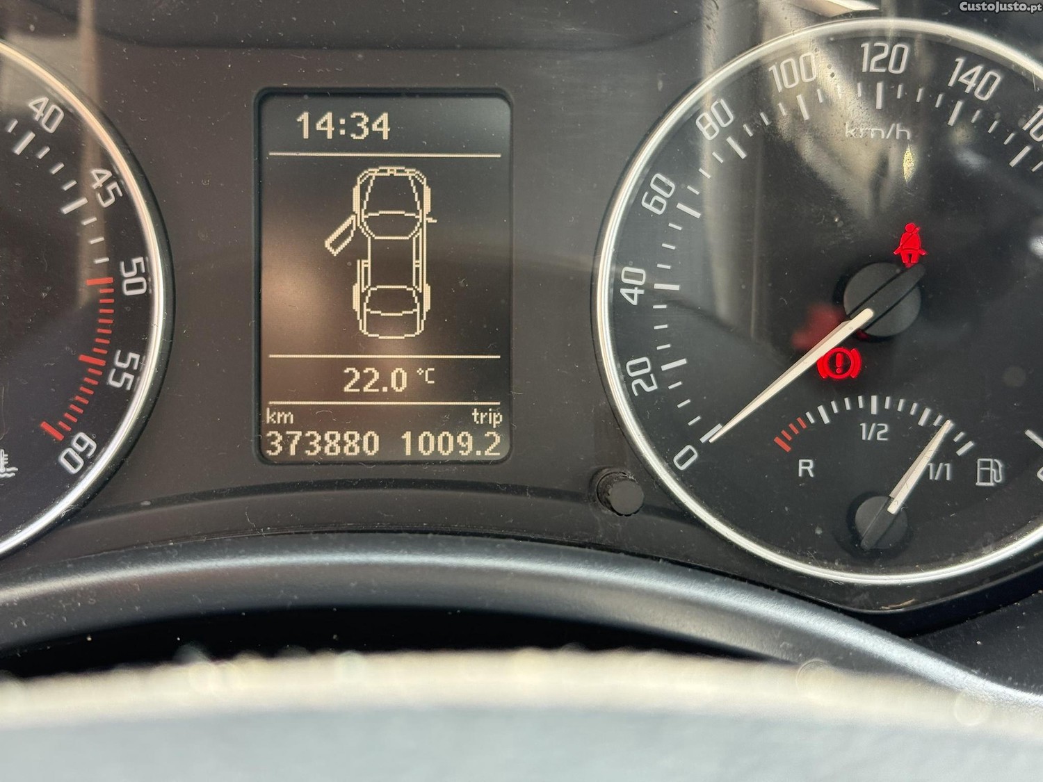 Skoda Octavia 2.0 TDI — fotografia 8