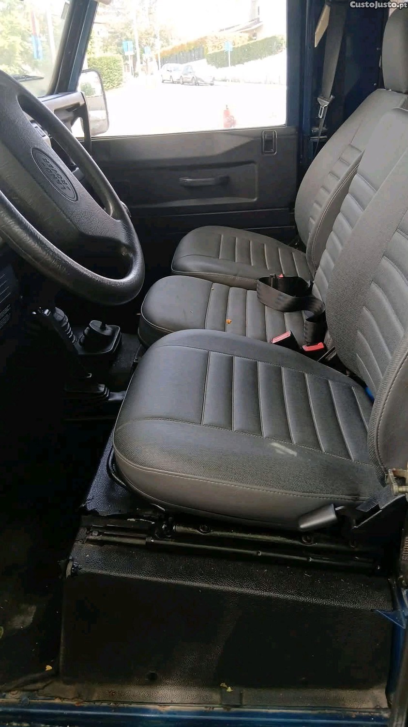 Land Rover Defender 90 HT — fotografia 9