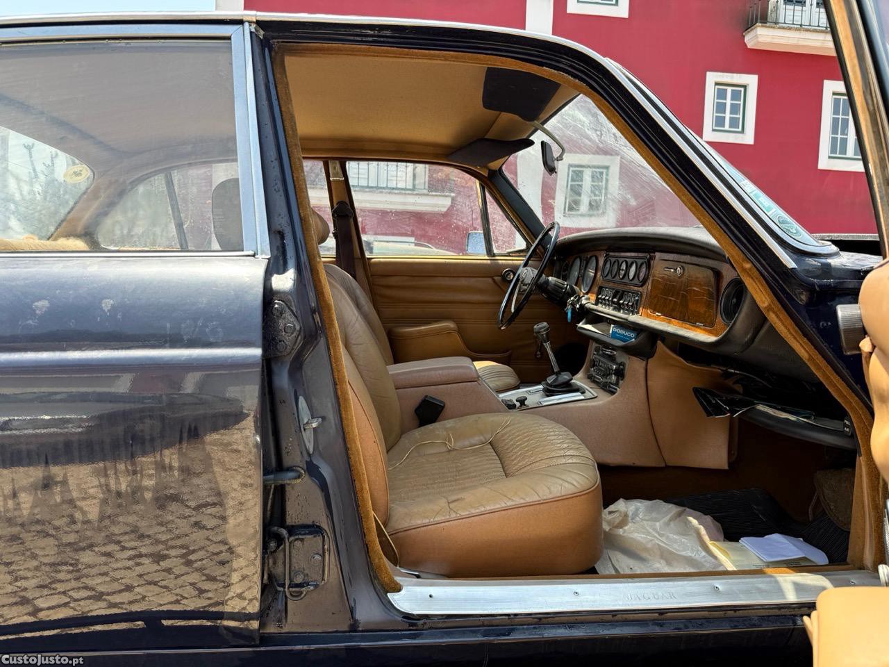 Jaguar XJ6 2.8 Series 1 - 1972 — fotografia 13
