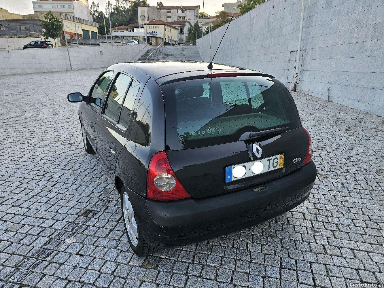 Renault Clio 1.2 16V - 02 — photo 4