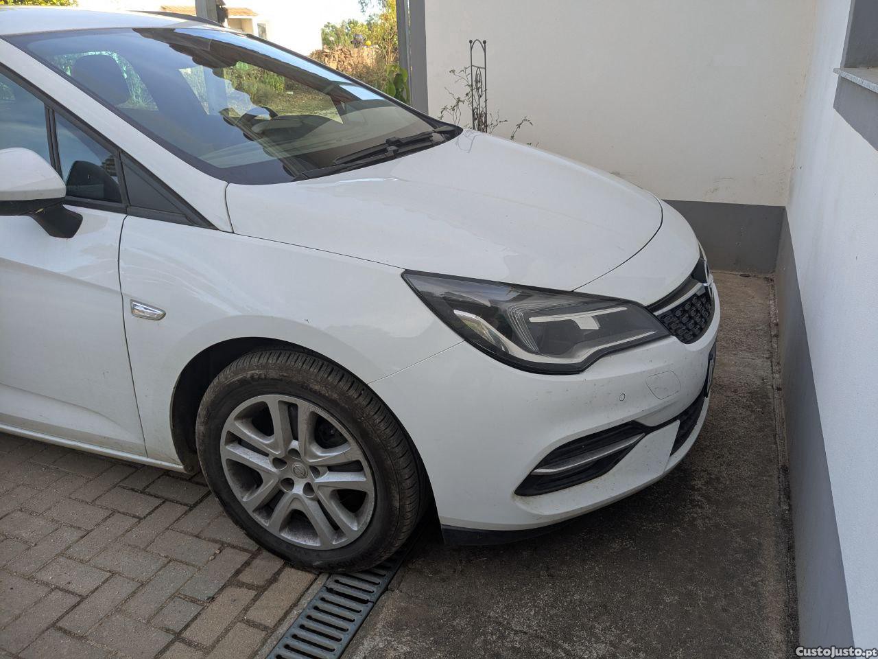 Opel Astra ASTRA K Sports Tourer — photo 3
