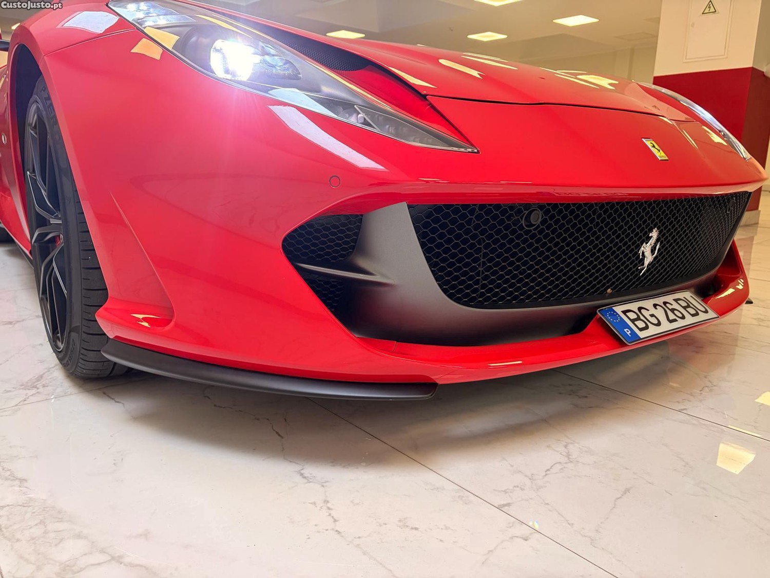 Ferrari 812 Superfast V12 - 18 — photo 3