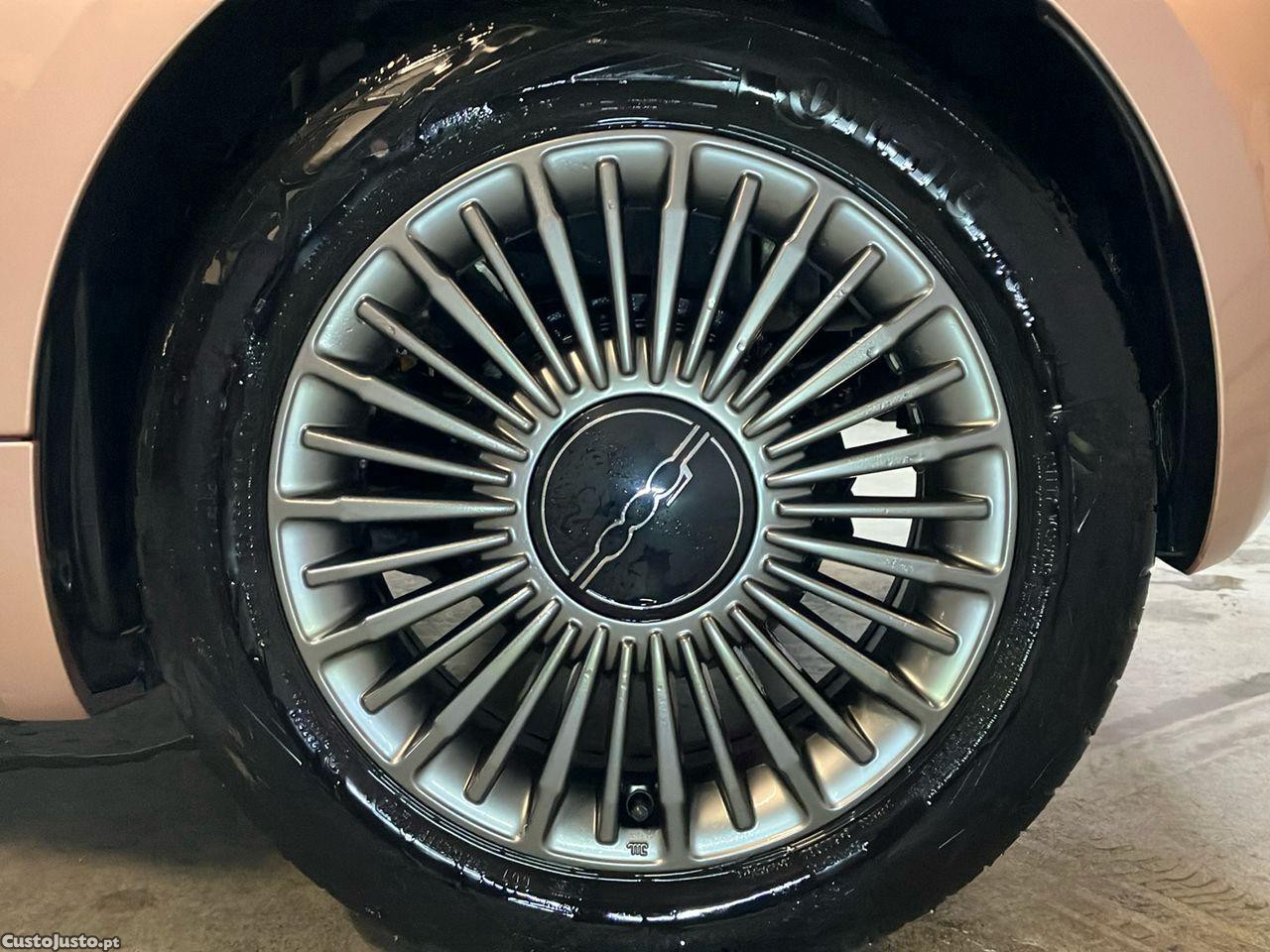 Fiat 500 e Icon Plus 42 KWh — fotografia 6