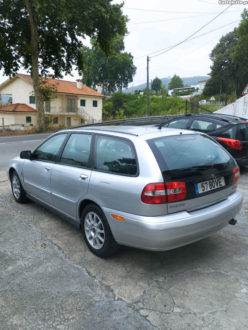 Volvo V40 1.6i (192.000 Kms/Ano 2003) — fotografia 7
