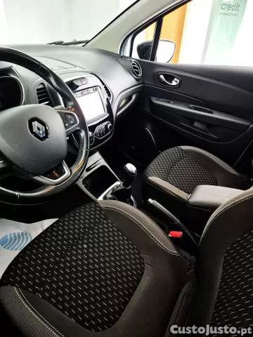 Renault Captur 0.9 tce exclusive — fotografia 4