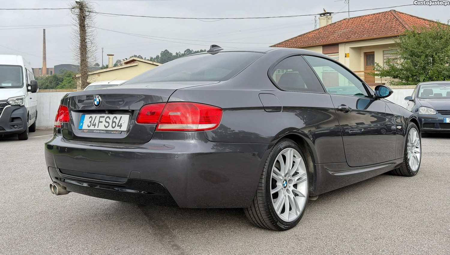 BMW 320 d Auto - 08 — photo 4
