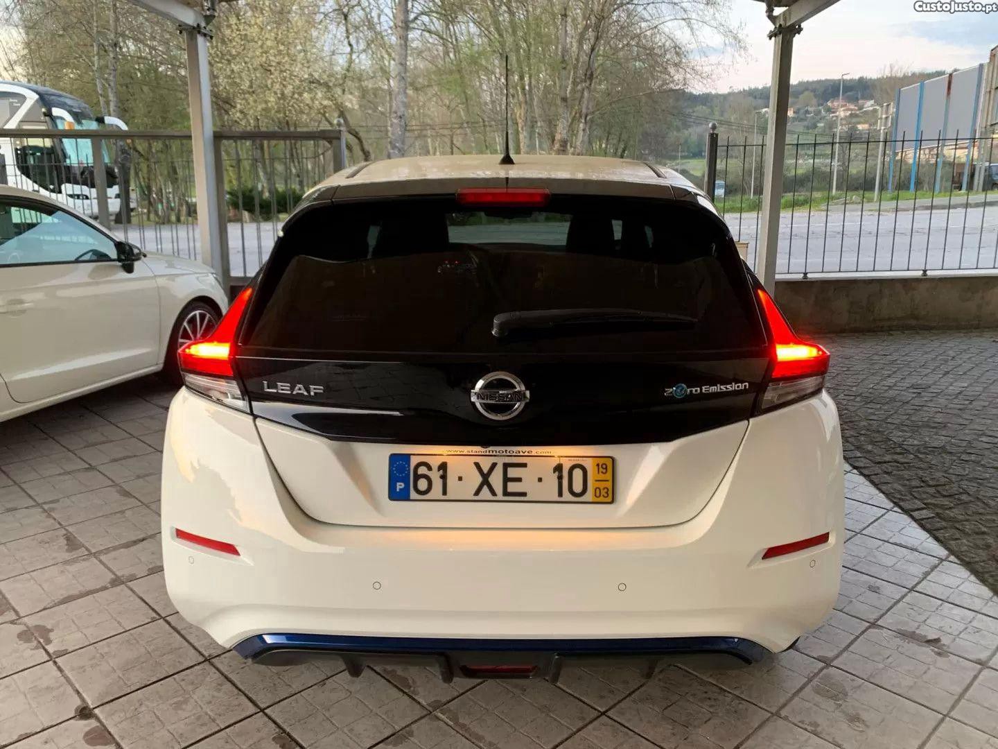 Nissan Leaf N-connecta full led — photo 3