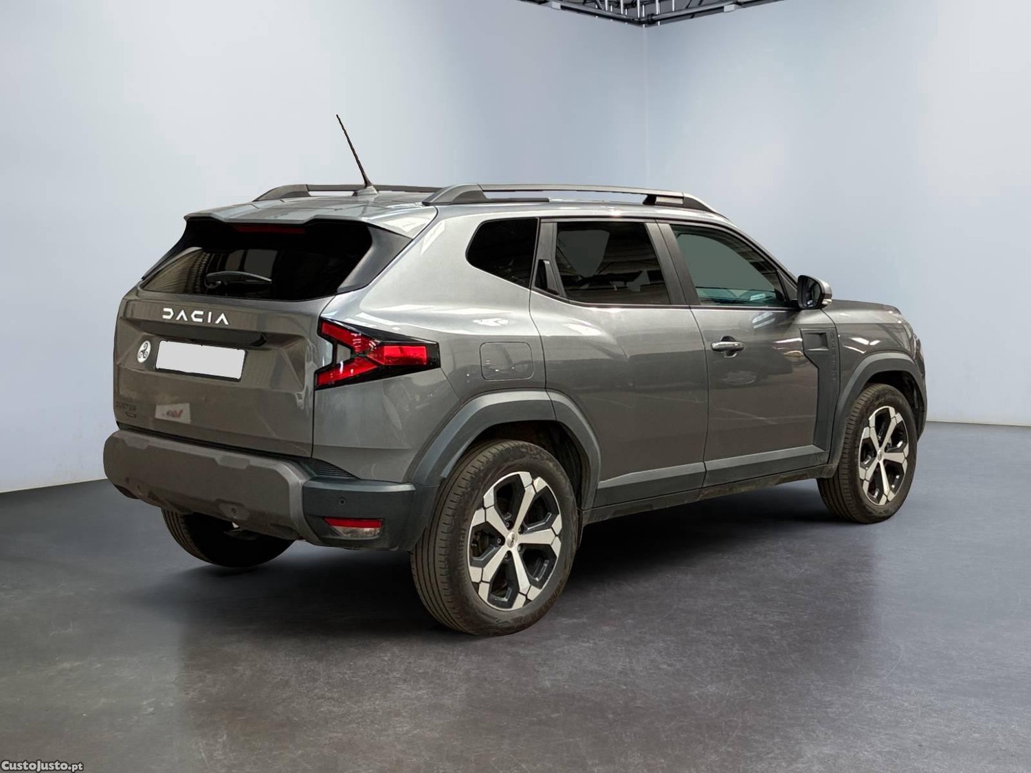 Dacia Duster 1.6 Hybrid Journey - 24 — photo 3