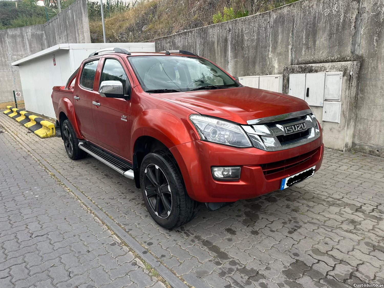 Isuzu D-Max 4x4 — fotografia 6