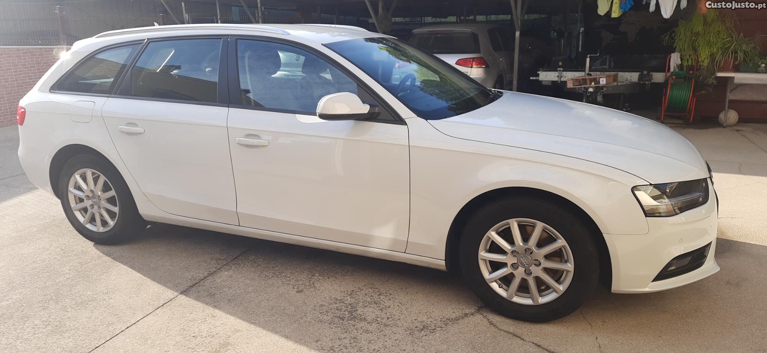 Audi A4 Avant - 14 — photo 2