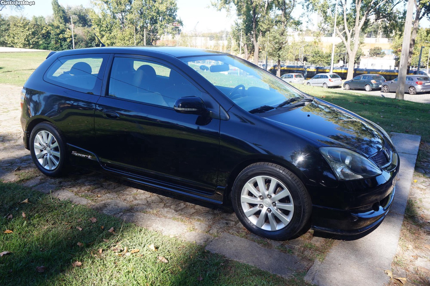 Honda Civic Sport 1.4 3 Portas - 05 — photo 2