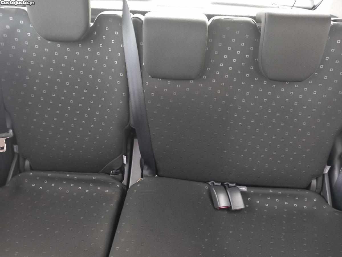 Toyota Yaris 1.0 — fotografia 4