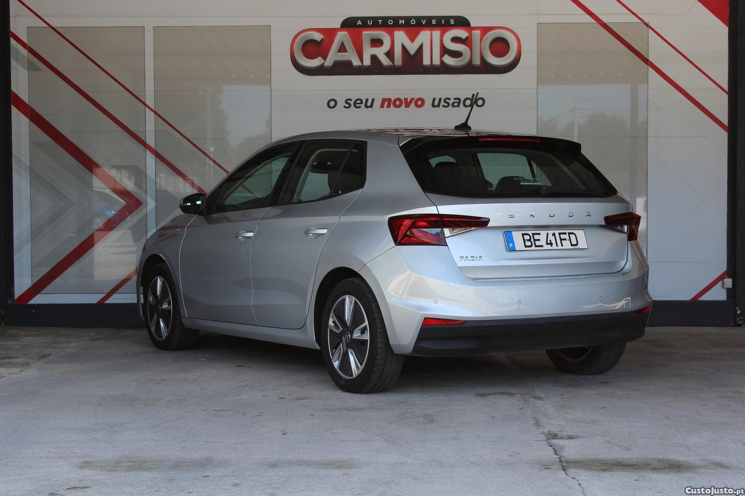 Skoda Fabia 1.0 MPI Ambition - 23 — photo 5