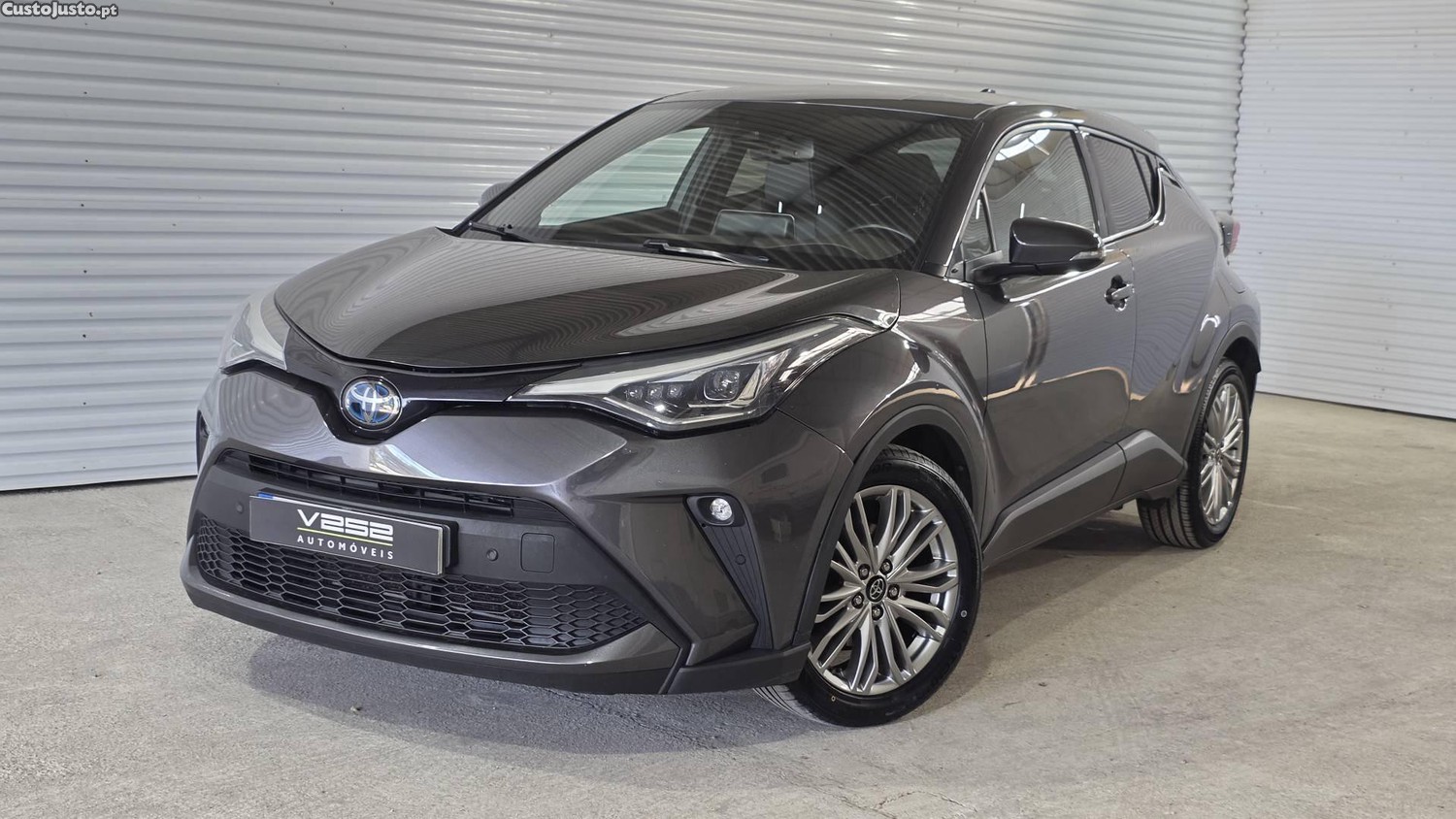 Toyota C-HR 1.8 Hybrid Exclusive+P.Luxury - 22 — photo 3