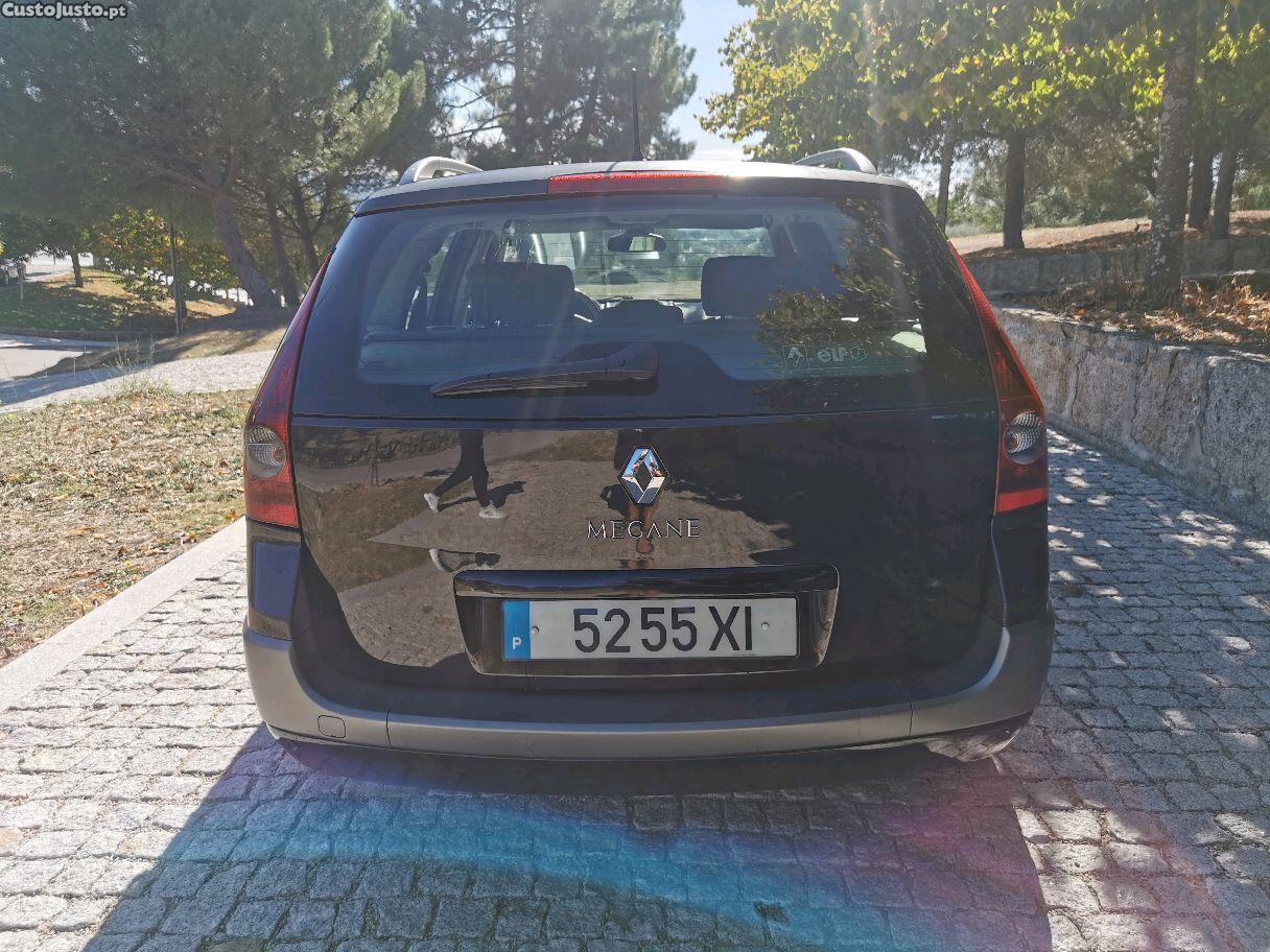 Renault Mégane SW 1.5 Dci Previlege - 04 — photo 4