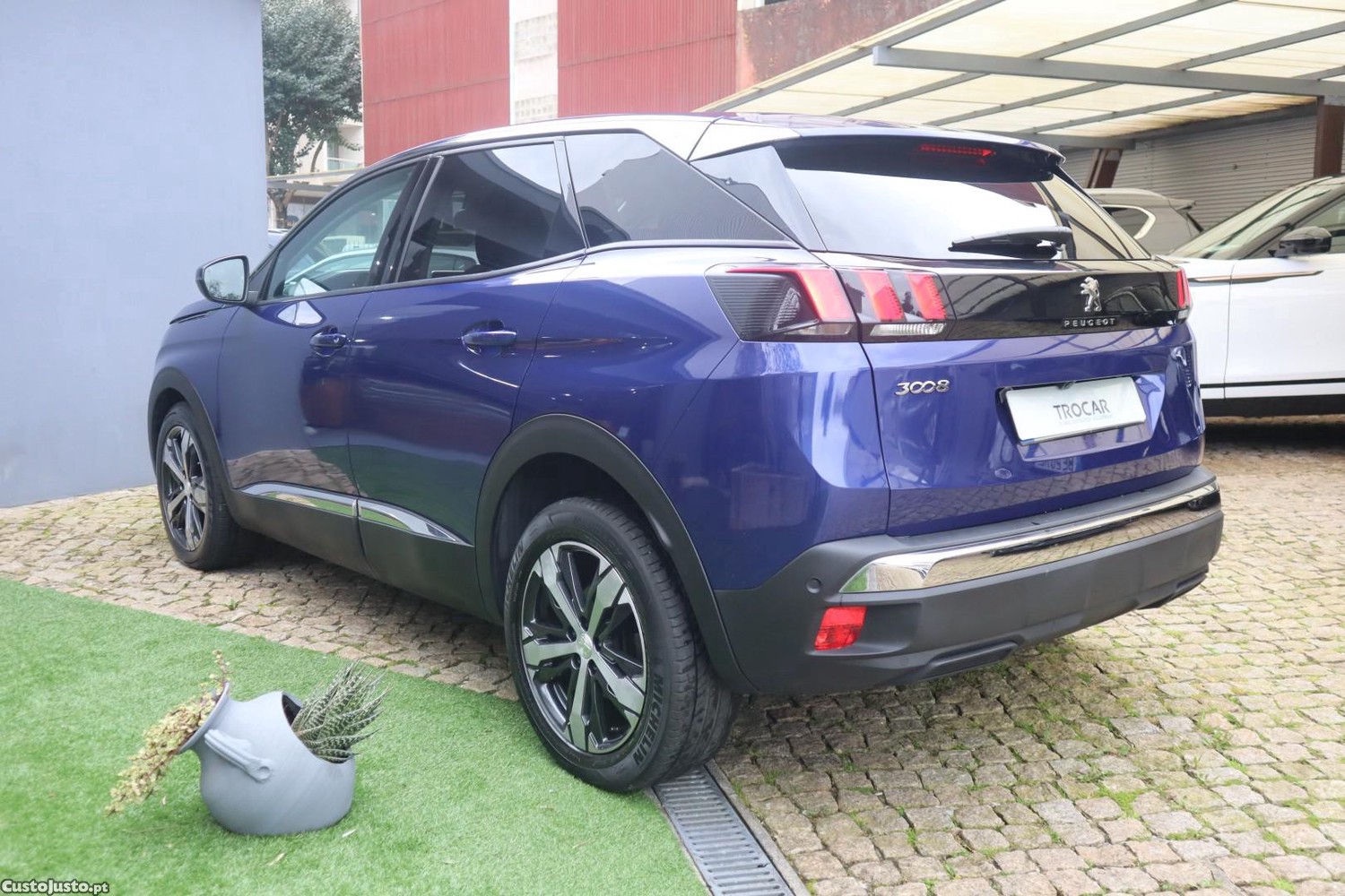 Peugeot 3008 1.5 BlueHDi Allure EAT8 — fotografia 17