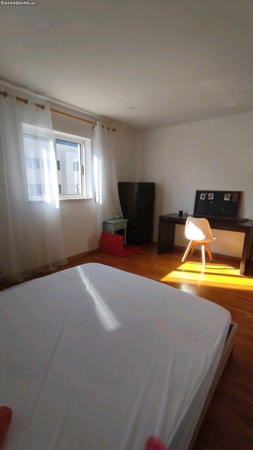 Quarto para estudantes/trabalhadoras