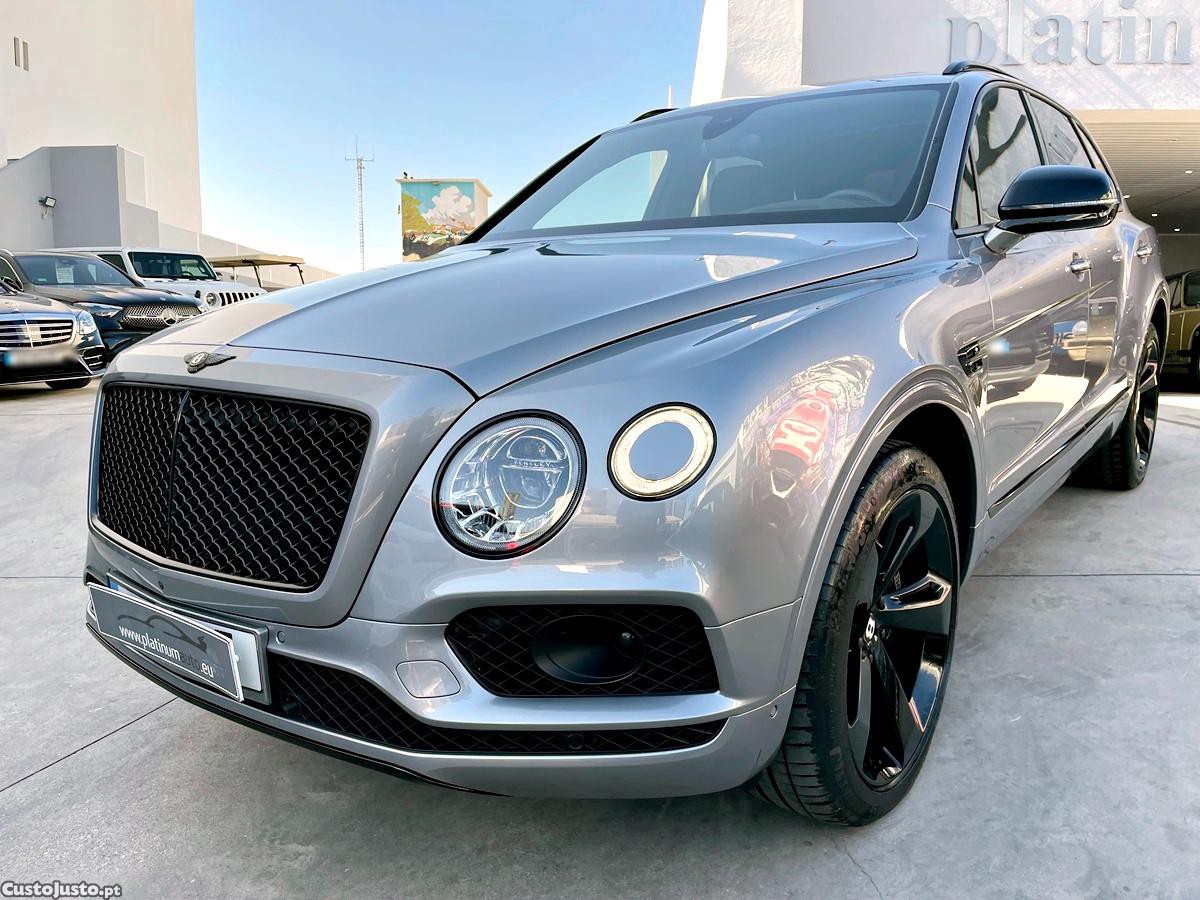 Bentley Bentayga V8 — fotografia 54